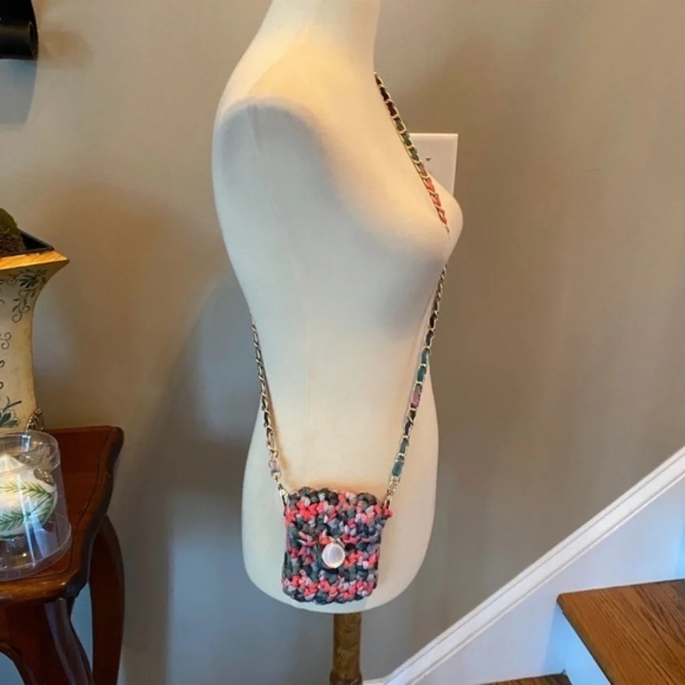Anthropologie  Blue Green Small Crochet Chain  Bag - Picture 4 of 4